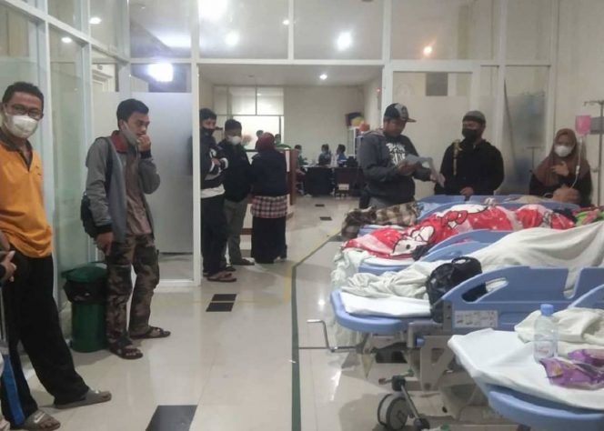 
					Kondisi para korban di RS Andi Makkasau. Photo - PAREPOS.CO.ID