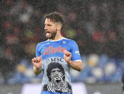 Napoli Petik Poin Penuh di Stadion Diego Armando Maradona