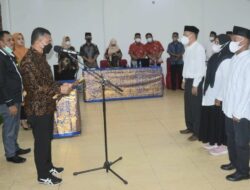 Walikota Palu, Hadianto Kukuhkan RT/RW Kelurahan Birobuli Utara.