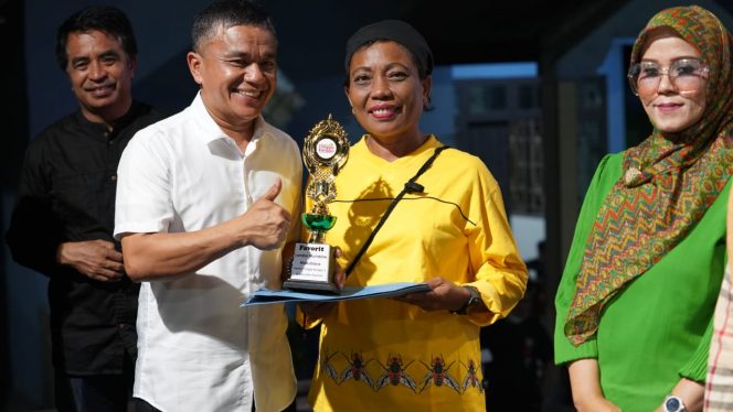 
					Hadianto Rasyid Resmi Menutup Festival Tangga Banggo III Kelurahan Siranindi