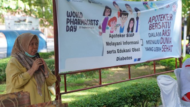 
					Reny Lamadjido Resmi Buka Kegiatan World Pharmacy Day