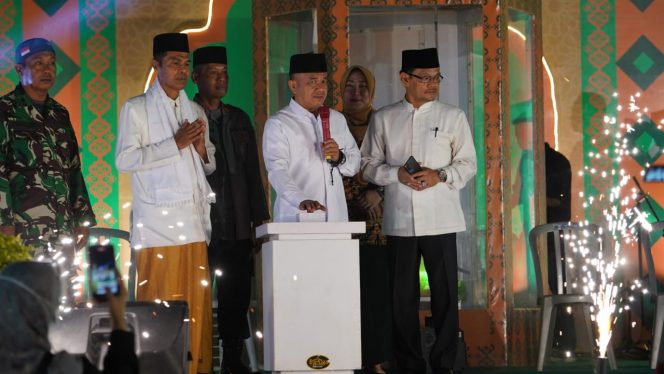 
					Wali Kota Palu, Hadianto Rasyid Resmi Menutup Pelaksanaan STQH ke 26