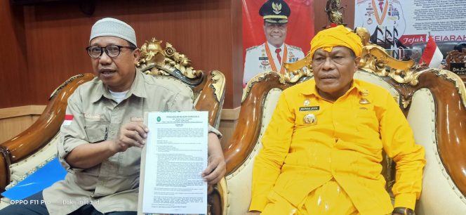 
					Ketua DPD PAN Donggala, Pelantikan PAW Nurjanah Tetap Digelar Pekan Depan.