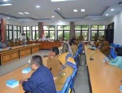 Sejumlah Pejabat Pengadaan dan PPK Pemkot Palu Ikuti Bimtek