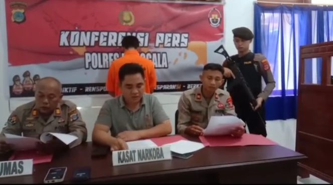 
					Polres Donggala Berhasil Meringkus Tersangka Pengedar Sabu di Labuan Bajo