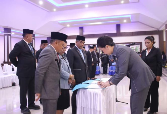 
					Photo : Diskominfosandi Kab.Poso