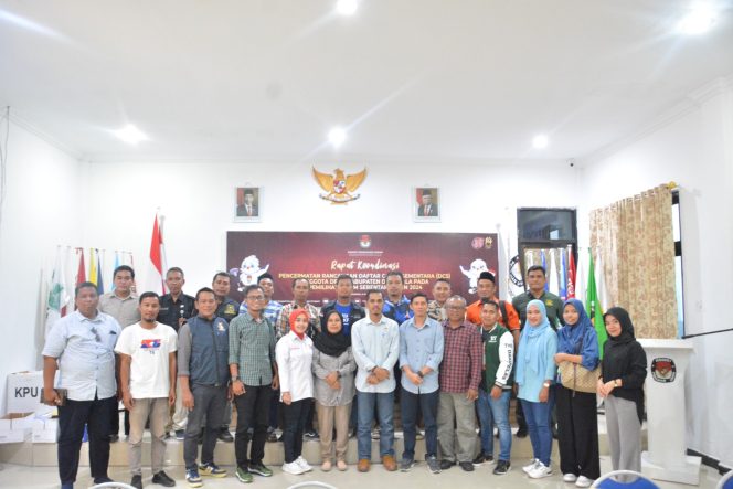 
					KPU Donggala Umumkan DCS, 4 Parpol Bersaing Ketat Terbanyak Tidak Memenuhi Syarat