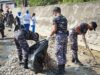 Sinergi Pemkot Palu dan TNI AL Bersihkan Sungai Talise dari Sampah Plastik