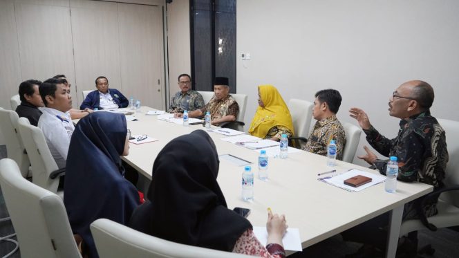 
					Komisi II DPRD Sulteng melakukan kunjungan konsultasi ke Kemenhub RI, Kamis (9/11/2023). Foto : Humas DPRD Sulteng