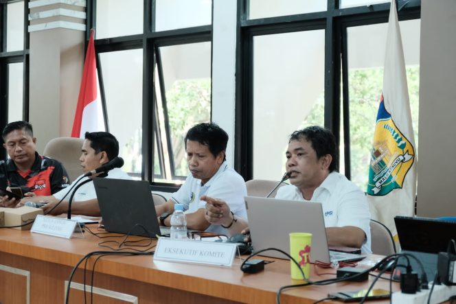 
					Asprov PSSI Sulteng Bagikan Grup Piala Soeratin U13, U15, dan Piala Pertiwi