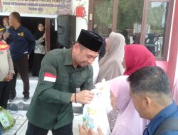 Bupati Yasin, Salurkan Beras CPP di 3 Kecamatan