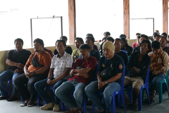 
					Para PKL Kawasan Tanah Runtuh. Photo: Humas Pemkot Palu