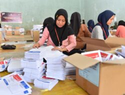 KPUD Donggala Hanya Butuh 12 Hari untuk Menyelesaikan Lipat Surat Suara