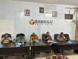 Bawaslu Kota Palu Ajak Caleg Tertibkan APK Melanggar