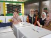 Wawali Kota Palu Memastikan Kesiapan TPS untuk Pemilu Serentak Besok