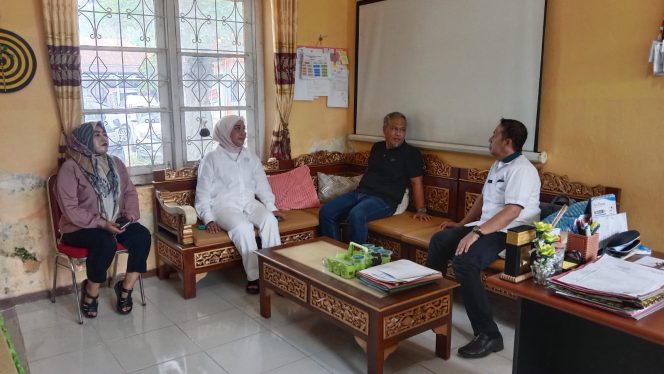 
					Dua Anggota DPRD Provinsi Sulawesi Tengah, yakni Moh. Faizal Lahadja dan Fairus Husen Maskati, telah melakukan kunjungan kerja ke Kabupaten Tolitoli pada Kamis (22/02/24). Photo: Humas DPRD Sulteng.