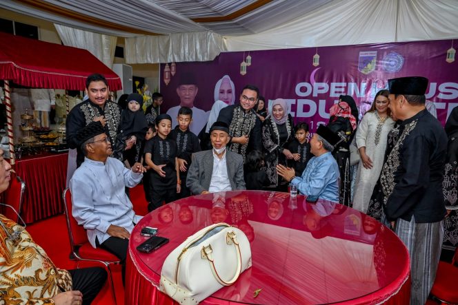 
					Suasana Open House di Rujab Gubernur Sulawesi Tengah pada Rabu (10/04/24). Photo: ist