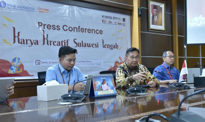 
					Suasana saat Kepala KPwBI Sulteng, Rony Hartawan, memimpin Press Conference di Palu, Senin kemarin (20/04/24).. Photo: netiz.id (akib)