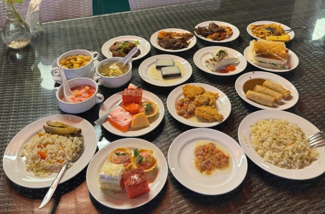 
					Menu makanan Sea Lay Roast. Photo: ist