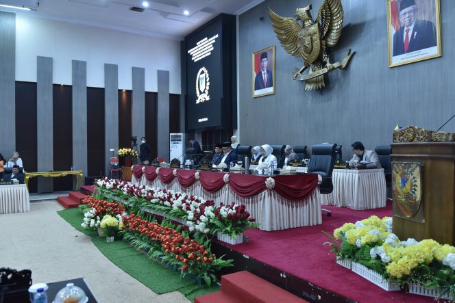 
					DPRD Sulteng gelar Paripurna Pembukaan masa sidang III pada Senin kemarin (27/05/24) diruang sidang utama. Photo: netiz.id (akib)
