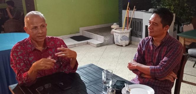 
					Tazbir Abdullah, Ketua Penasihat Kamar Dagang dan Industri (Kadin) DIY bersama Arya Ariyanto 