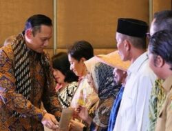 Menteri ATR/BPN Serahkan Sertifikat Tanah Elektronik untuk Pemda dan Masyarakat Banten