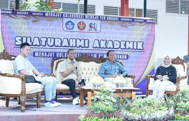 
					Moh Yasin menjadi salah satu pembicara dalam Talkshow Silaturahmi Akademik acara Dies Natalis Fakultas Ekonomi Bisnis Universitas Tadulako (FEB-Untad yang ke 61 di halaman Fakultas Ekonomi Untad pada Kamis (13/06/24). Photo: netiz.id (akib)