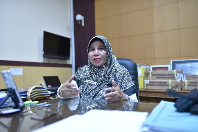 
					Kepala Dukcapil Donggala, Rahmanur. Photo: netiz.id (akib).