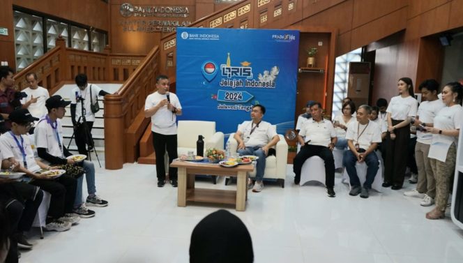 
					Wali Kota Palu, H. Hadianto Rasyid, menghadiri acara Quick Response Code Indonesian Standard (QRIS) Jelajah Indonesia yang diinisiasi oleh Kantor Perwakilan (Kanwil) Bank Indonesia Provinsi Sulawesi Tengah (Sulteng) pada hari Sabtu (13/07/24).. photo: yusuf