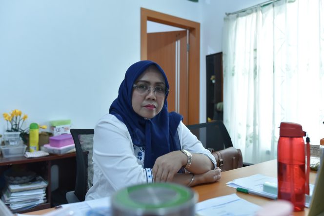 
					Kepala DLH Kabupaten Donggala, Arita Triana, photo: netiz.id (akib)