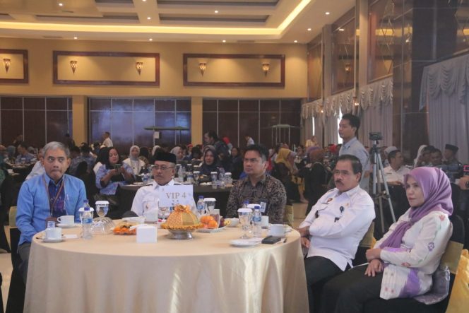 
					Sekretaris Dewan (Sekwan) DPRD Sulteng Siti Rachmi Amir Singi, turut menghadiri acara Harganas ke-31 tingkat Provinsi Sultengphoto: Ramadhan