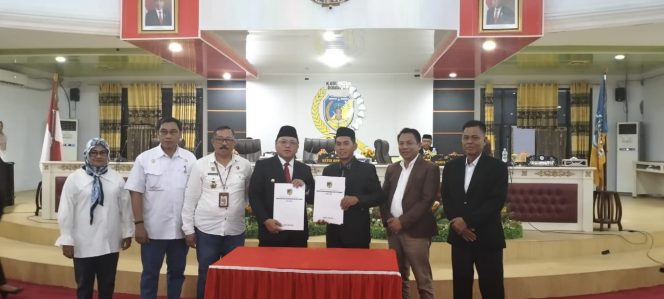 
					penandatanganan Nota Kesepakatan Kebijakan Umum APBD (KUA) dan Prioritas Plafon Anggaran Sementara (PPAS) Perubahan Tahun Anggaran 2024.  photo: netiz.id (Fj)