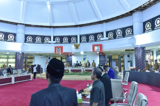 
					Dewan Perwakilan Rakyat Daerah (DPRD) Kabupaten Donggala menggelar Masa Persidangan Ketiga Tahun Sidang 2024 pada Selasa, (13/08/24). photo: netiz.id (akib)