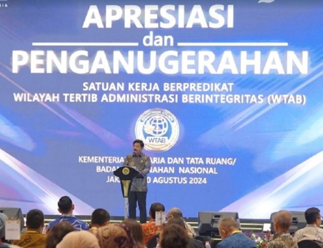 
					Menteri Koordinator Bidang Politik, Hukum, dan Keamanan (Menko Polhukam), Hadi Tjahjanto. photo: ist