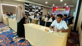 Suasana saat anleg DPRD Donggala menerima materi di kegiatan Orientasi pada Jum’at (07/09/24) yang digelar di Swissbellhotel. Photo: netiz.id (Akib).