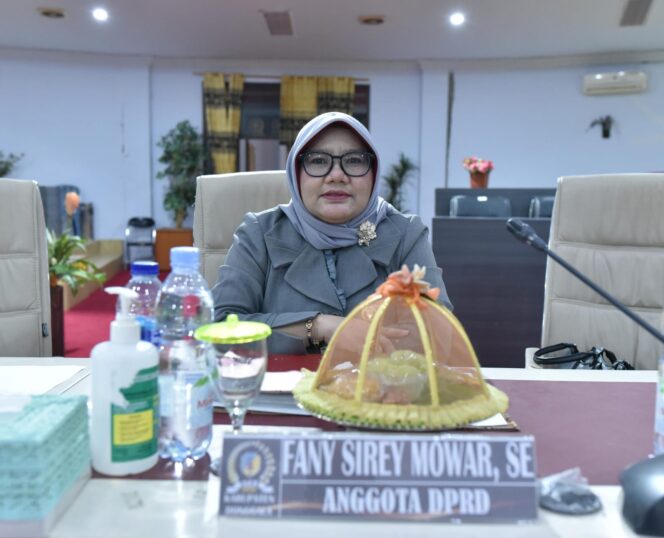 
					Ketua Fraksi Gerindra DPRD Donggala Periode 2024-2029, Fany Sirey Mowar. photo: netiz.id (Akib)