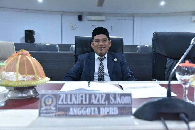 
					Ketua Fraksi Demokrat di Dewan Perwakilan Rakyat Daerah (DPRD) Kabupaten Donggala, Zulkifli Azis. photo: netiz.id (Akib).