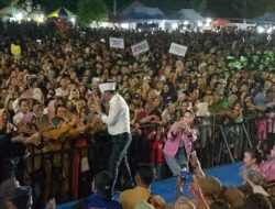 Deklarasi Anwar-Reny Dihadiri Ribuan Warga Masama