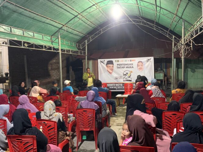 
					kampanye pasangan calon Wali Kota Palu, Hadianto-Imelda, pada Senin malam (30/9/24). FOTO: TIM