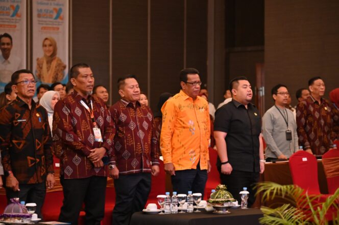 
					Pimpinan Sementara DPRD Sulteng,Dandy Adhi Prabowo Hadiri MUSDA Ke-X DPD REI Sulawesi Tengah. FOTO: Humas Set. DPRD Provinsi Sulteng
