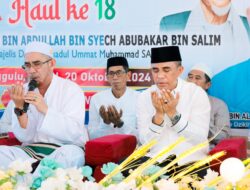 Anwar Hafid dan dr. Reny Lamadjido Hadiri Haul ke-18 Habib Abubakar di Parigi Moutong