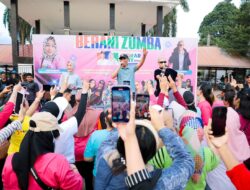 Ratusan Warga Luwuk Ikuti Kegiatan ‘Berani Zumba’ Bersama Cagub Sulteng, Anwar Hafid