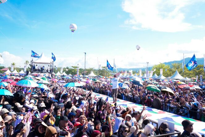 
					pasangan calon Gubernur dan Wakil Gubernur Sulawesi Tengah, Anwar Hafid dan dr. Reny Lamadjido. FOTO:TIM
