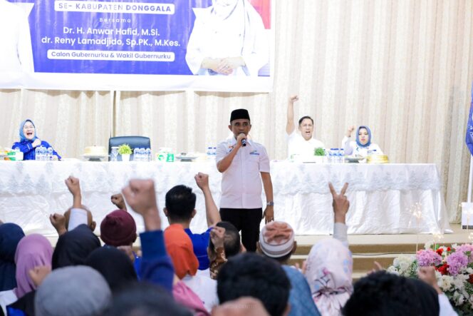 
					calon Gubernur dan Wakil Gubernur Sulawesi Tengah, Anwar Hafid dan dr. Reny Lamadjido, FOTO: TIM