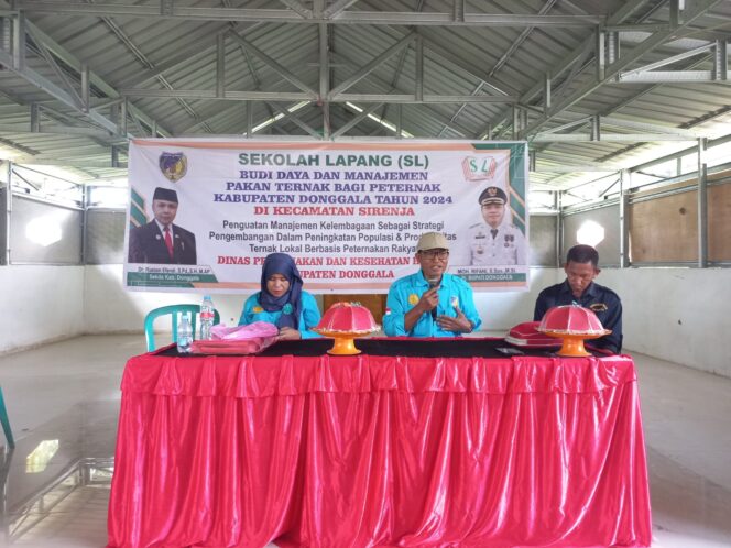 
					Kepala Seksi Kesehatan Hewan, Danus, mewakili Plt. Kepala Dinas Peternakan dan Kesehatan Hewan Kabupaten Donggala, Drs. Mohamad Ali Djihad. FOTO: ist