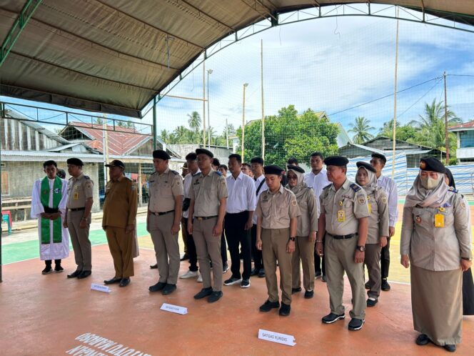
					Sejumlah Panitia Ajudikasi beserta Satuan Tugas, serta PSTL dilantik dan diambil sumpah janjinya pada Senin (20/01/25). FOTO: istimewa