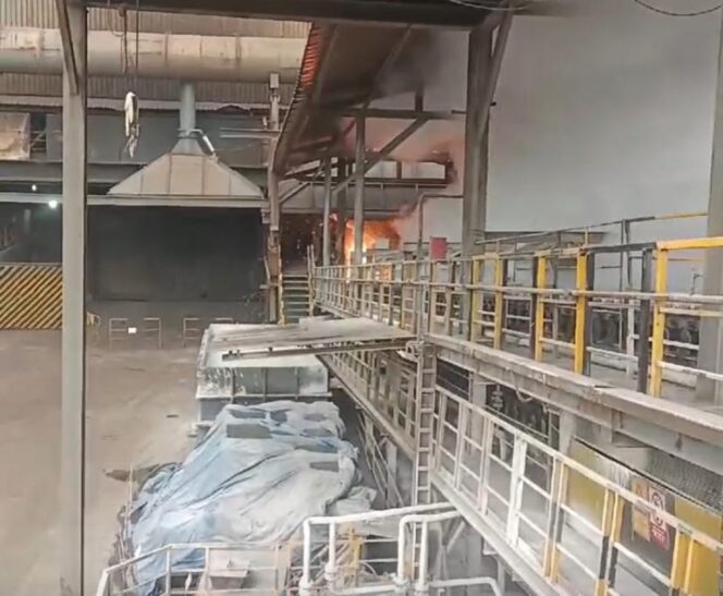 
					Tempat kejadian salah satu karyawan tewas tertimpa material. FOTO: Tangkapan Layar