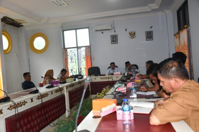 
					Suasana RDP di DPRD Donggala. FOTO: ancil