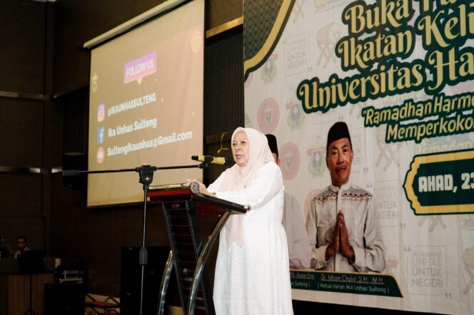 
					Saat Wakil Gubernur Sulawesi Tengah, dr. Reny A. Lamadjido, menghadiri buka puasa bersama Ikatan Alumni Universitas Hasanuddin (IKA Unhas) Sulawesi Tengah di Best Western Plus Coco Palu, Minggu (23/03/25) FOTO: istimewa