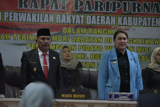 
					Bupati dan Wakil Bupati Donggala, Vera - Taufik Burhan. FOTO: netiz.id 